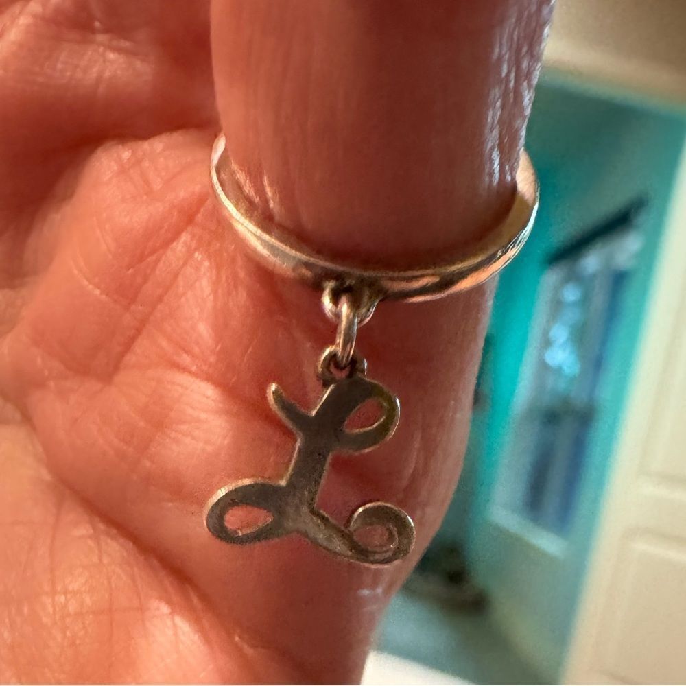 Retired James Avery Initial Sterling Ring With L … - image 2